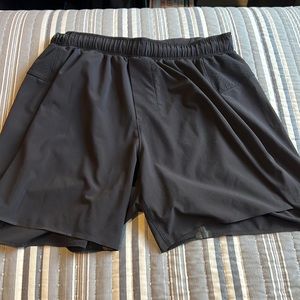 MENS LULU SHORTS